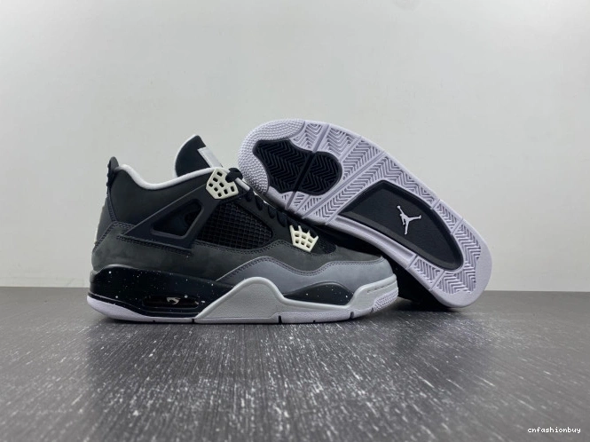 4 626969-030 Fear Jordan (2013) Pack Retro 0918